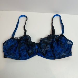 NWT Victoria’s Secret Push Up w/o Padding Bra